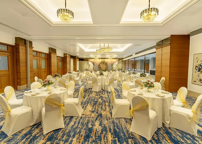 Hotel Kohinoor Continental, Airport Bombay