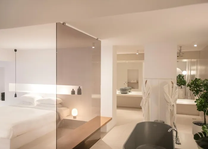 Lilium Hotel Santorini Fira 